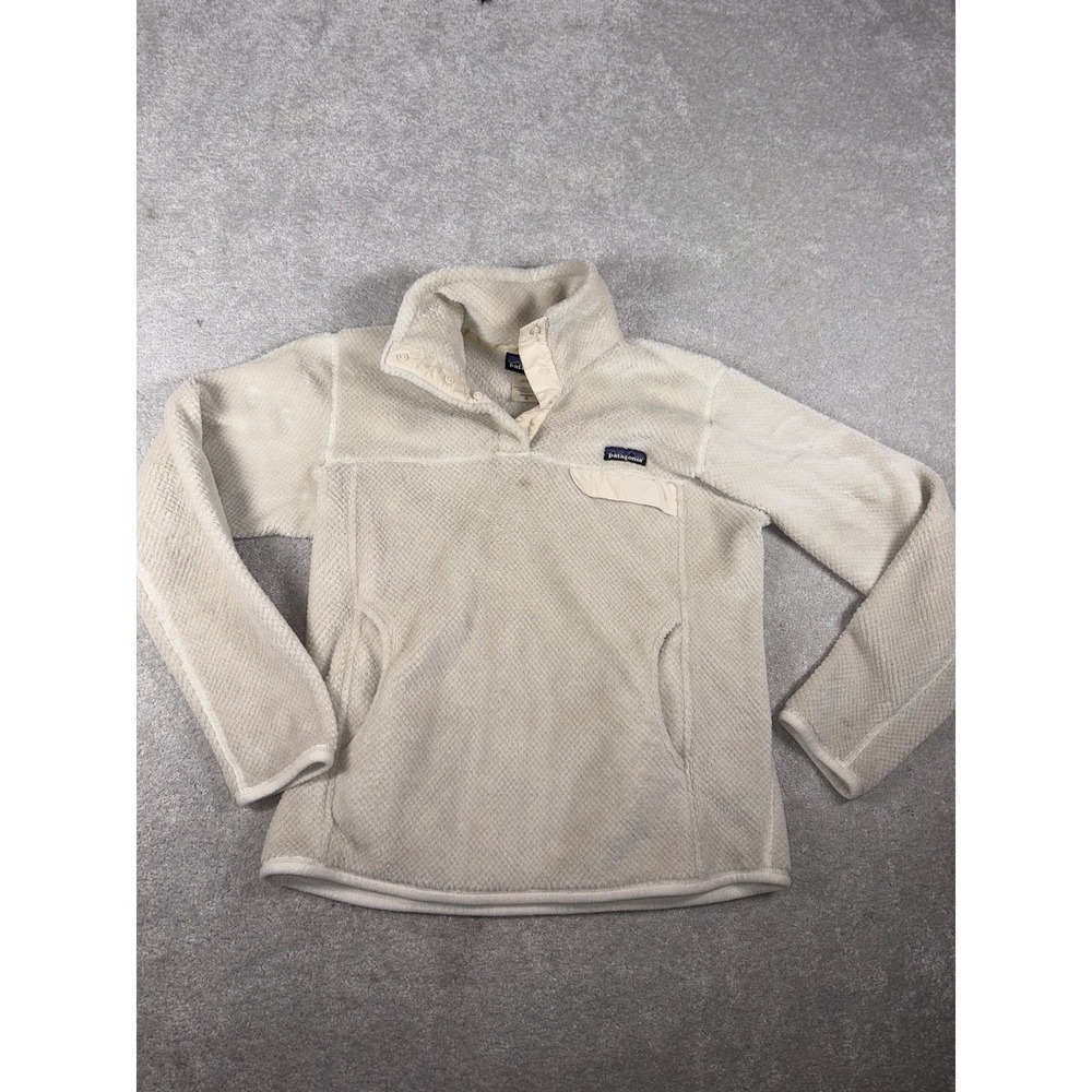 Patagonia Women's Re-Tool Snap-T fleece cream womens medium Small Spot Shown